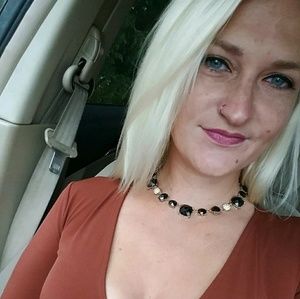 Meet your Posher, Lindsay